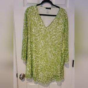 Plus size green, print tunic